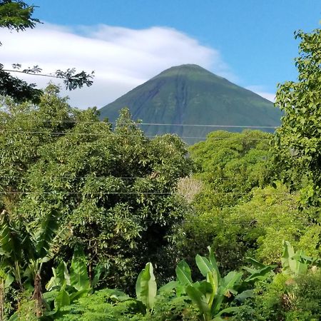 B&B, Family Run Homestay, Hospedaje La Penita Altagracia Kültér fotó
