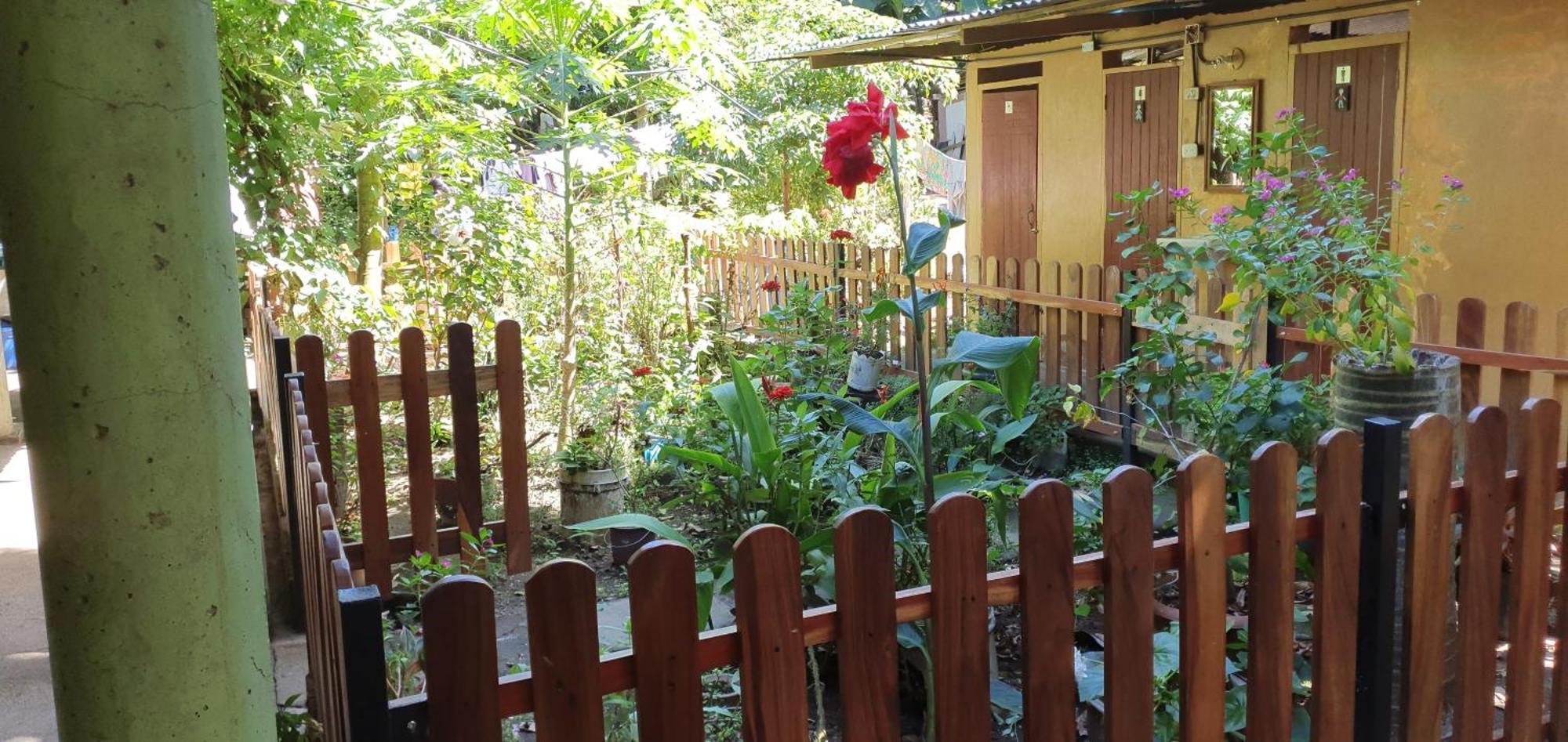 B&B, Family Run Homestay, Hospedaje La Penita Altagracia Kültér fotó