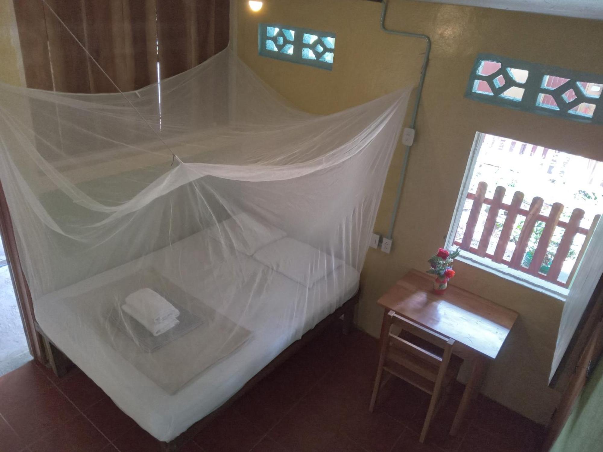 B&B, Family Run Homestay, Hospedaje La Penita Altagracia Kültér fotó