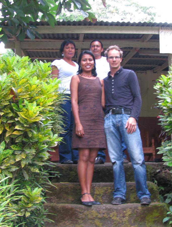 B&B, Family Run Homestay, Hospedaje La Penita Altagracia Kültér fotó