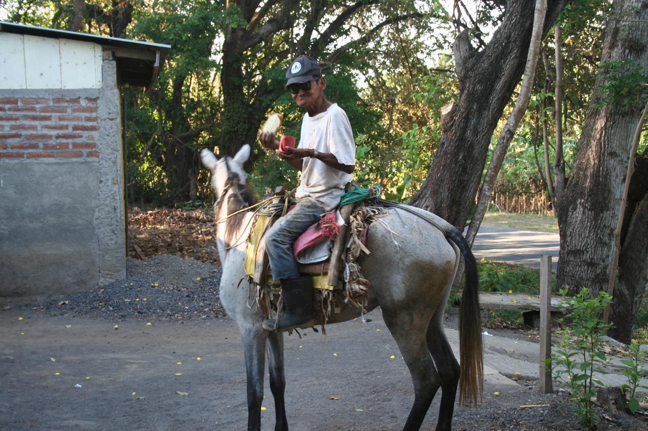 B&B, Family Run Homestay, Hospedaje La Penita Altagracia Kültér fotó