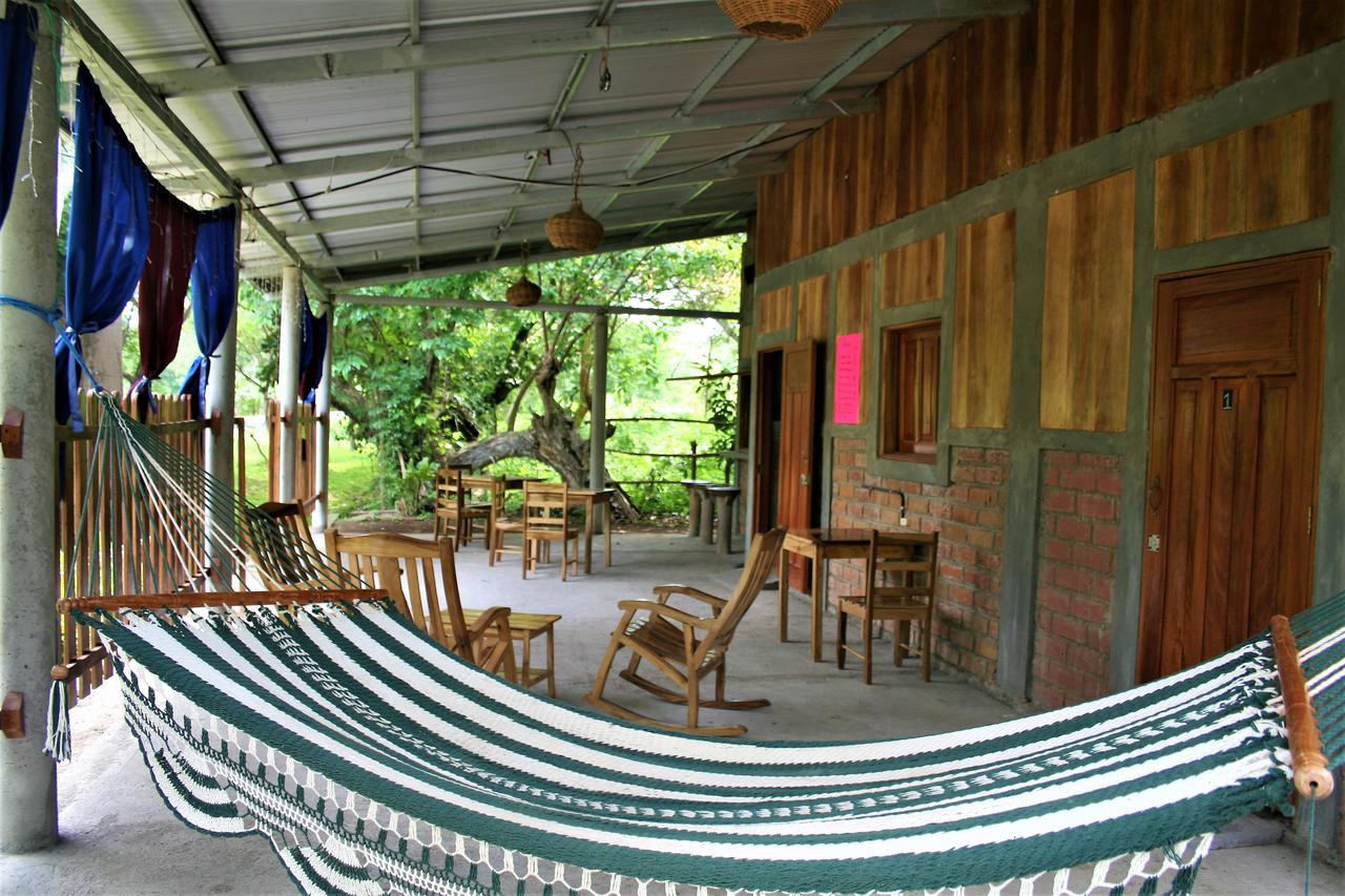 B&B, Family Run Homestay, Hospedaje La Penita Altagracia Kültér fotó